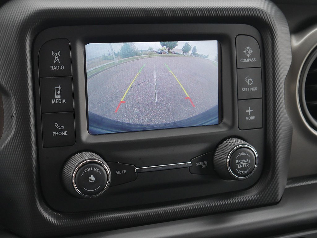Used 2018 Jeep Wrangler Unlimited Sport AWD/4WD image 32