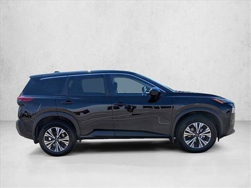 Used 2023 Nissan Rogue SV AWD/4WD image 4