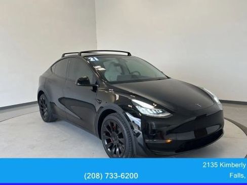 Used 2021 Tesla Model Y Long Range AWD/4WD image 1