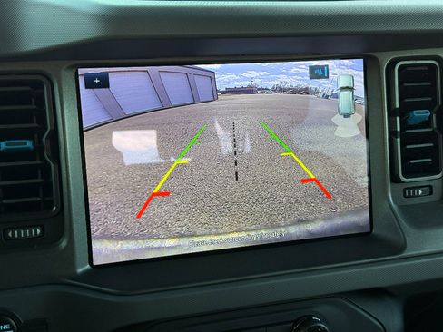 Used 2024 Ford Bronco Black Diamond image 32