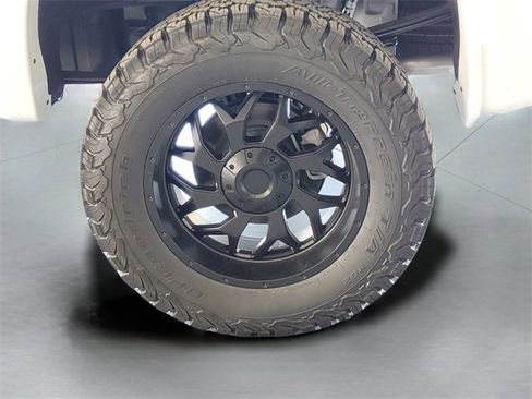 New 2025 Chevrolet Silverado 1500 RST image 8