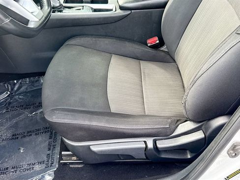 Used 2021 Nissan Sentra SV FWD image 21