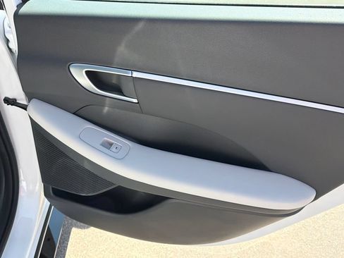 New 2026 Hyundai Sonata SEL FWD image 17