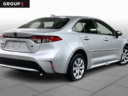 Certified 2022 Toyota Corolla LE image 13