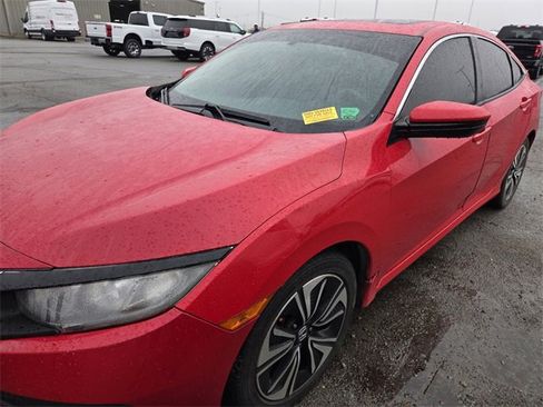 Used 2017 Honda Civic EX-T image 10