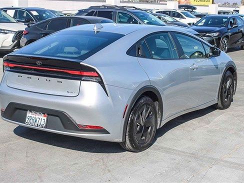 Certified 2024 Toyota Prius LE image 9