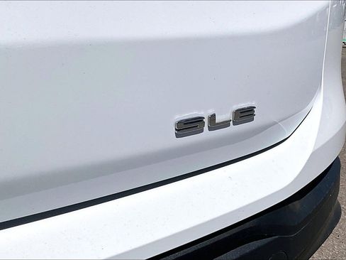 Certified 2024 GMC Terrain SLE FWD image 24