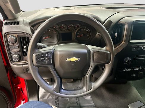 Used 2025 Chevrolet Silverado 1500 Custom w/ Turbomax Blackout Package AWD/4WD image 11