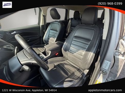 Used 2019 Ford Escape SEL AWD/4WD image 18