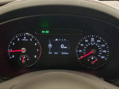 Used 2018 Kia Sorento L image 15