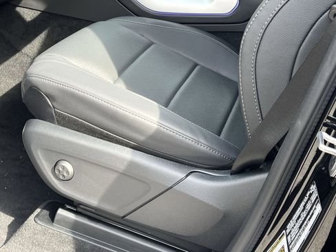 New 2026 Mercedes-Benz GLS 450 4MATIC image 12