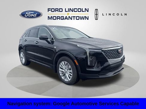 Used 2024 Cadillac XT4 Luxury w/ Cold Weather Package image 4