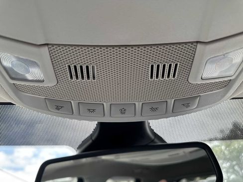 Used 2022 Ford Edge SEL w/ Sport Appearance Package image 36