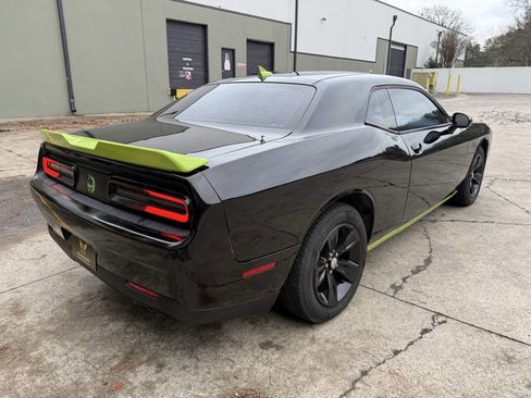 Used 2016 Dodge Challenger SXT w/ Sound Group image 9