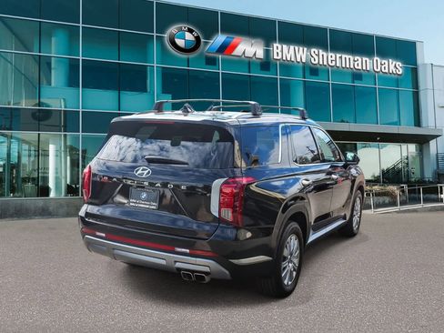 Used 2025 Hyundai Palisade SEL FWD image 4