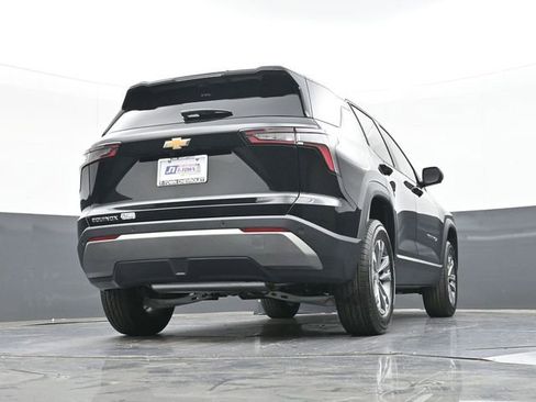 New 2026 Chevrolet Equinox LT w/ Safety and Technology Package FWD image 44