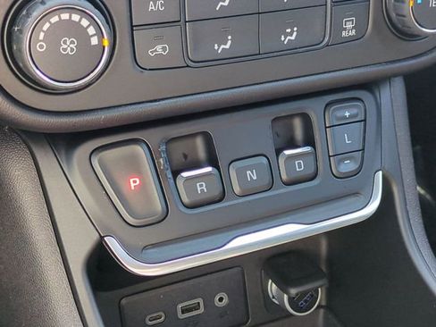 Used 2018 GMC Terrain SLE FWD image 20