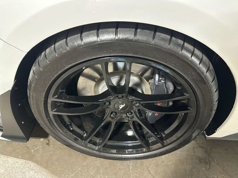 Used 2020 Ford Mustang GT Premium w/ GT Performance Package RWD image 23