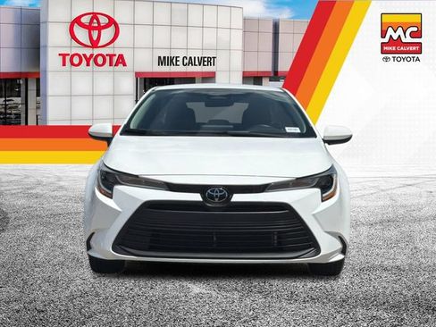 Used 2024 Toyota Corolla LE FWD image 8