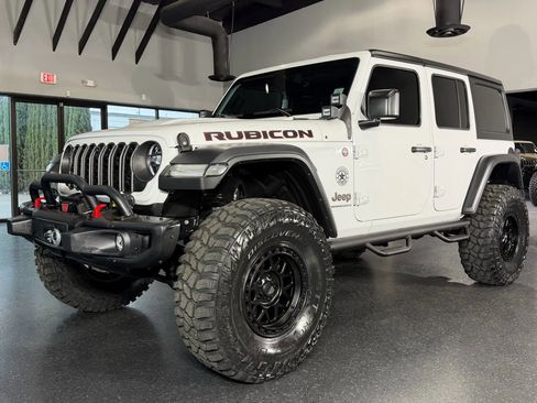 Used 2024 Jeep Wrangler Unlimited Rubicon w/ Capability Package image 6