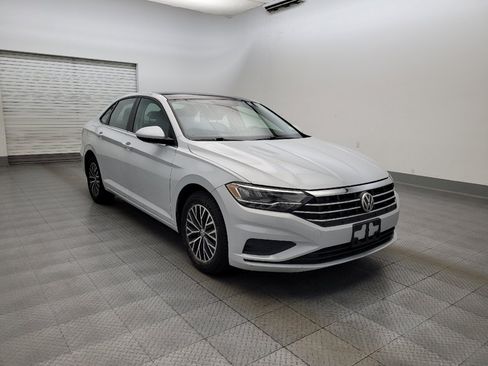 Used 2019 Volkswagen Jetta SE FWD image 13