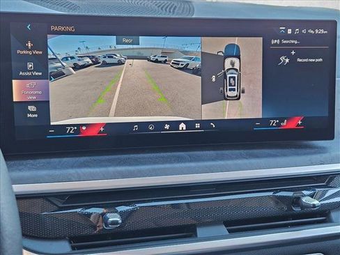 Used 2025 BMW X7 xDrive40i w/ Premium Package image 14