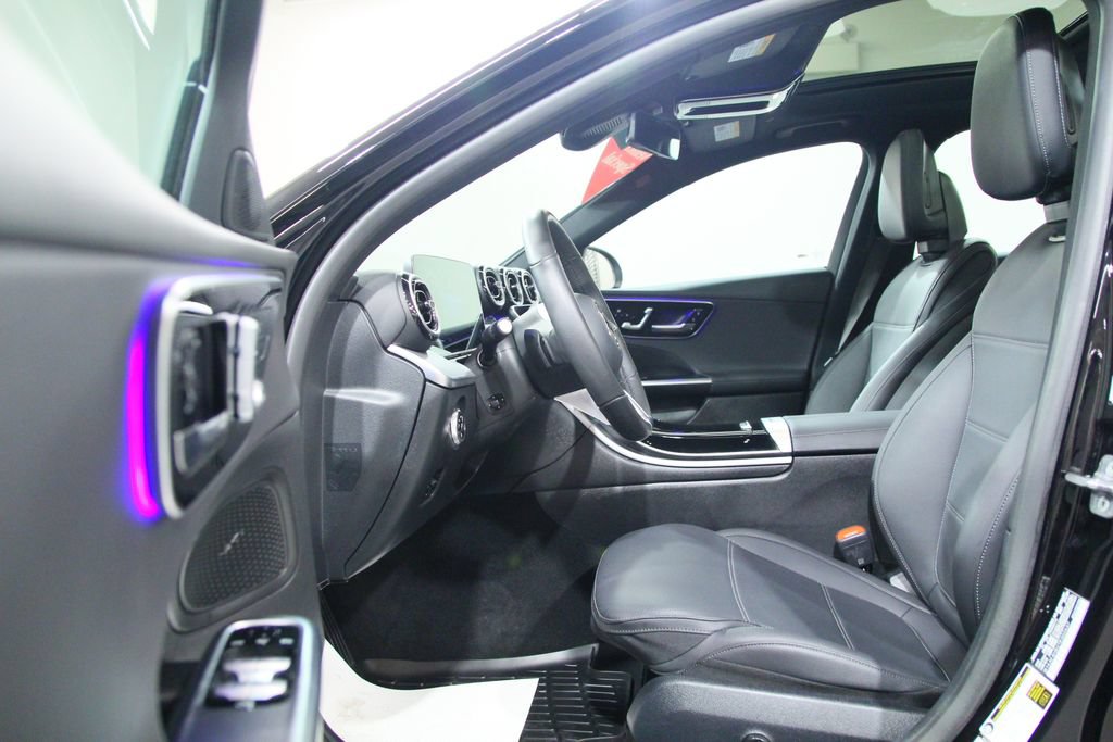 Certified 2026 Mercedes-Benz C 300 4MATIC Sedan image 5