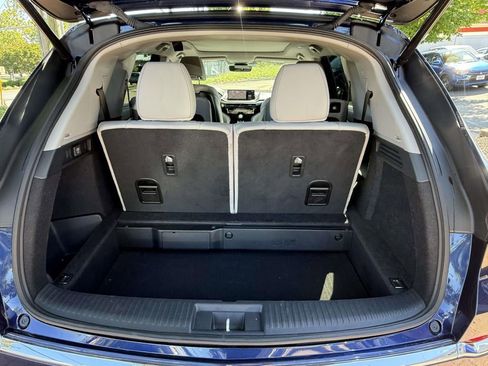 Used 2024 Acura MDX SH-AWD w/ Technology Package image 8