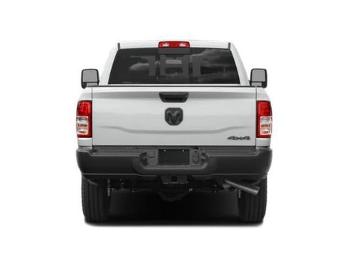 Used 2024 RAM 2500 Tradesman w/ Chrome Appearance Group AWD/4WD image 5