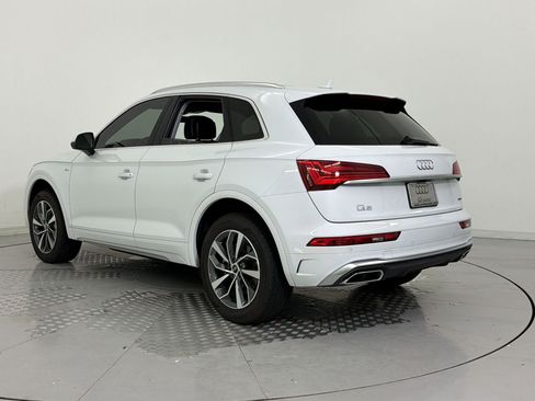 Used 2023 Audi Q5 2.0T Premium Plus w/ Premium Plus Package AWD/4WD image 3