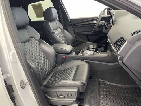 Certified 2025 Audi SQ5 Premium Plus AWD/4WD image 23