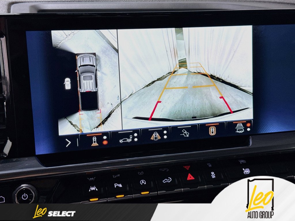 Used 2024 Chevrolet Silverado 1500 LTZ w/ Technology Package AWD/4WD image 17
