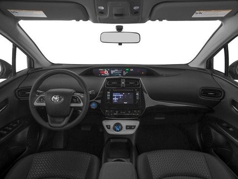 Used 2018 Toyota Prius Two w/ Prius Two Safety Plus Package FWD image 11