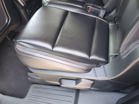 Used 2023 Lincoln Aviator 2WD image 16