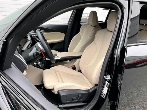 Used 2024 BMW X2 M35i image 7