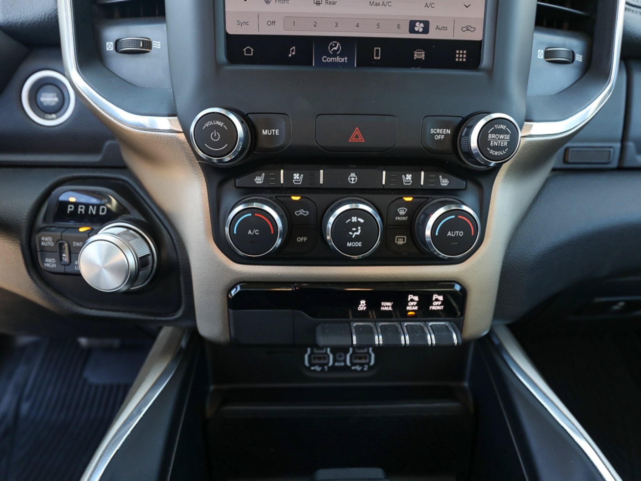 Used 2022 RAM 1500 Laramie AWD/4WD image 18