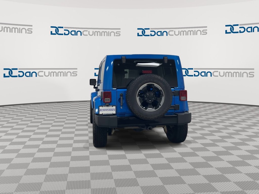 Used 2014 Jeep Wrangler Unlimited Sahara AWD/4WD image 7