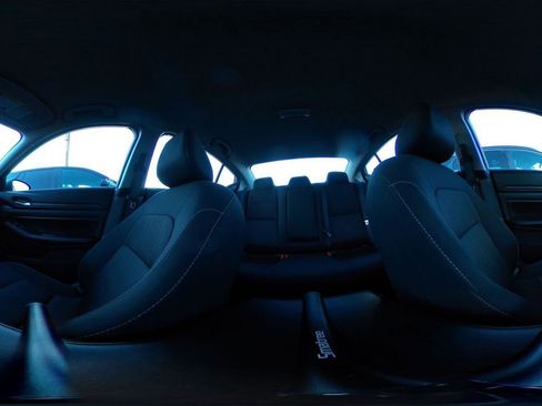 Used 2025 Hyundai Elantra SEL image 41