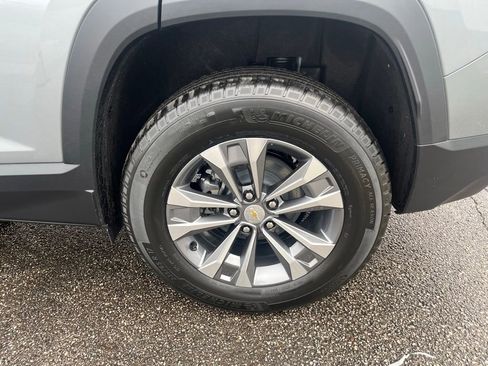 New 2026 Chevrolet Equinox LT image 33