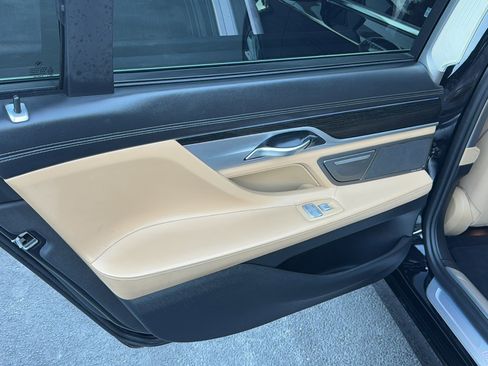 Used 2017 BMW 750i 750i image 17