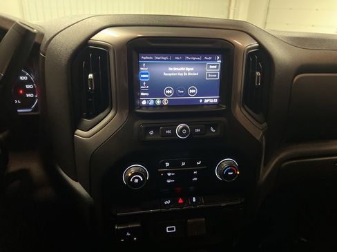 Used 2020 Chevrolet Silverado 1500 Custom w/ Custom Max Trailering Package image 16