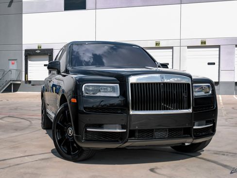 Used 2022 Rolls-Royce Cullinan image 22