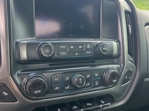 Used 2016 Chevrolet Silverado 2500 LT w/ Midnight Edition AWD/4WD image 10