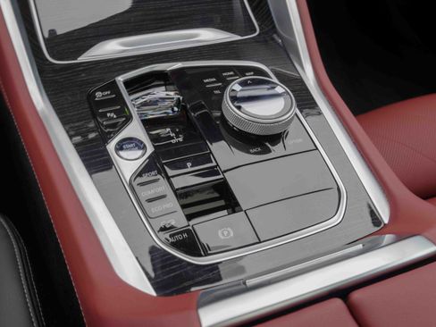 Certified 2025 BMW X6 M60i image 27