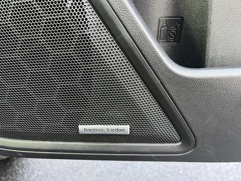 Used 2023 Subaru Outback Touring XT image 16