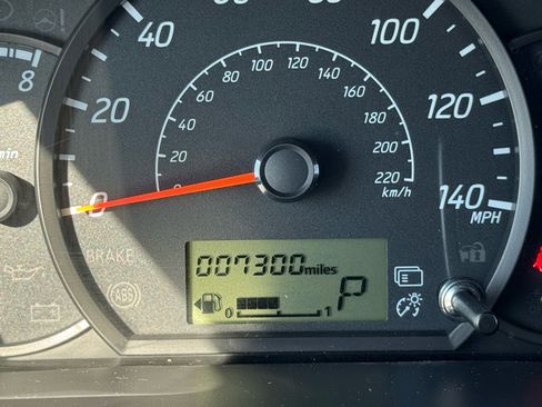 Used 2024 Mitsubishi Mirage ES image 23