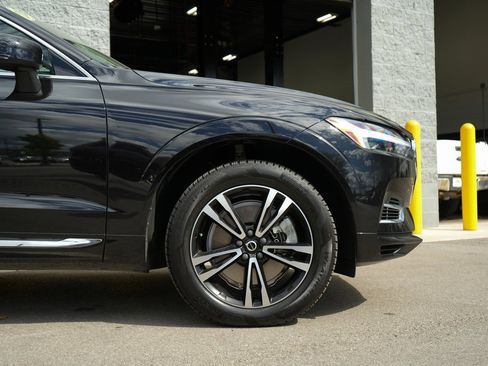 Used 2021 Volvo XC60 T8 Inscription Expression w/ Protection Package Premier image 9