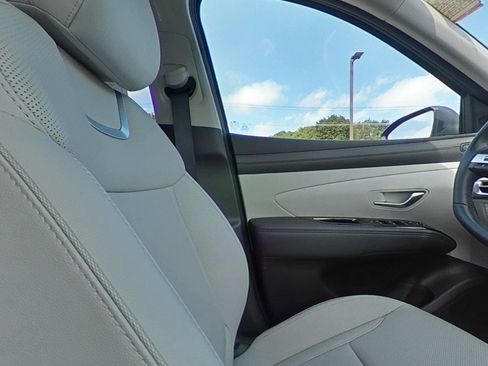 Used 2025 Hyundai Tucson Limited AWD/4WD image 34