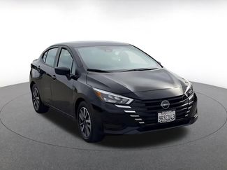 Used 2025 Nissan Versa SV video 2