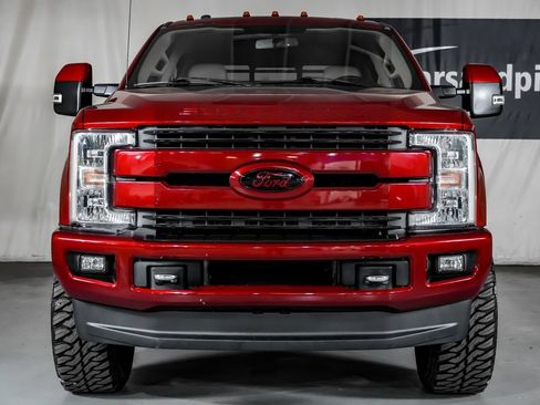 Used 2018 Ford F350 Lariat w/ Chrome Package AWD/4WD image 3